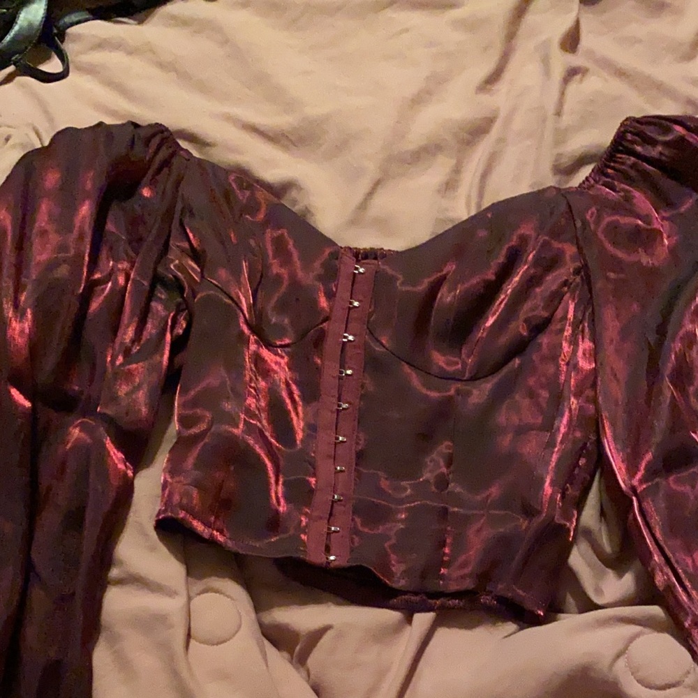 Boutique longlseeve crop top